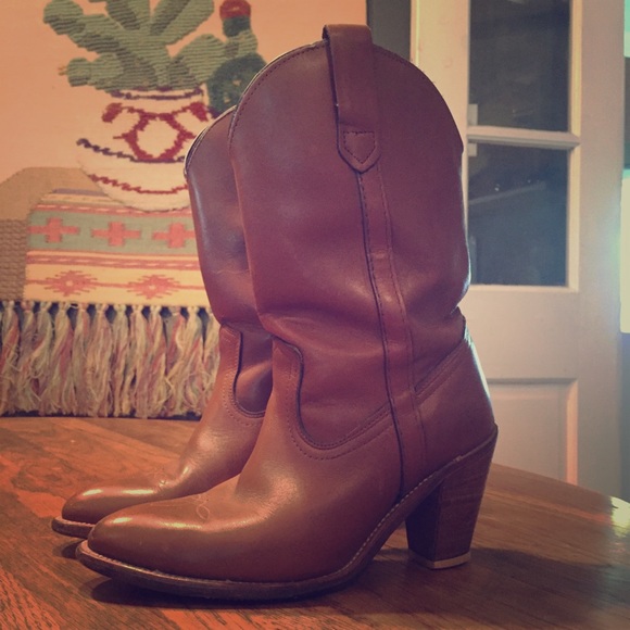 frye women's western boots